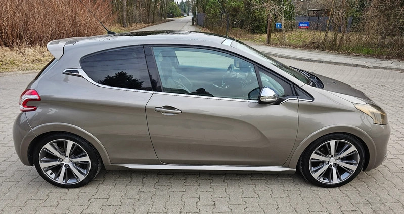 Peugeot 208 cena 28900 przebieg: 198000, rok produkcji 2015 z Stopnica małe 742